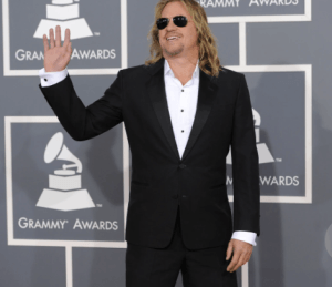 Hollywood Legend Val Kilmer Dies at 65