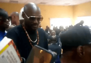 2Face Appearance at Edo Tribunal Stirs Reactions